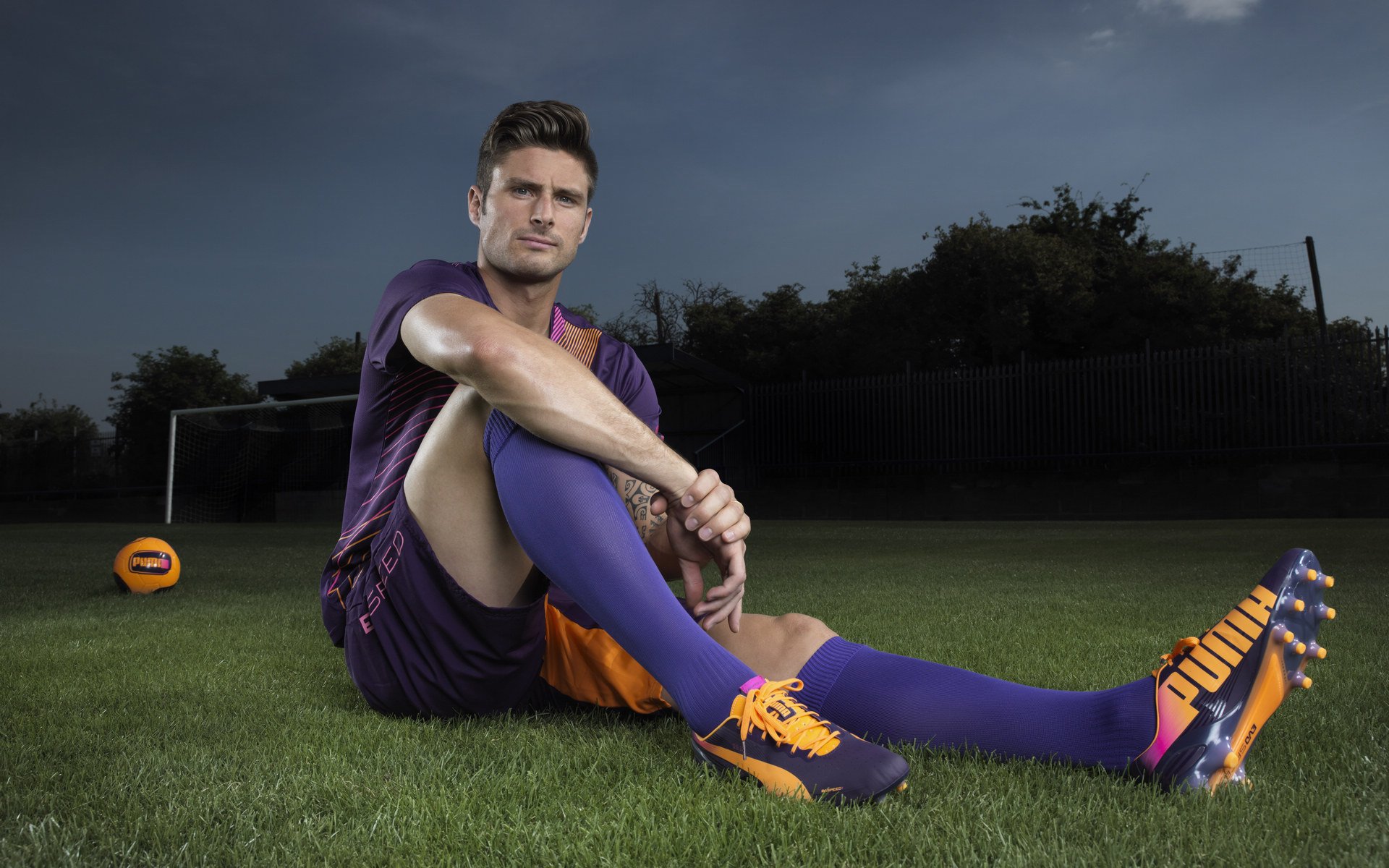 Jiu You-世界杯技术分析：如何应对高空球威胁？